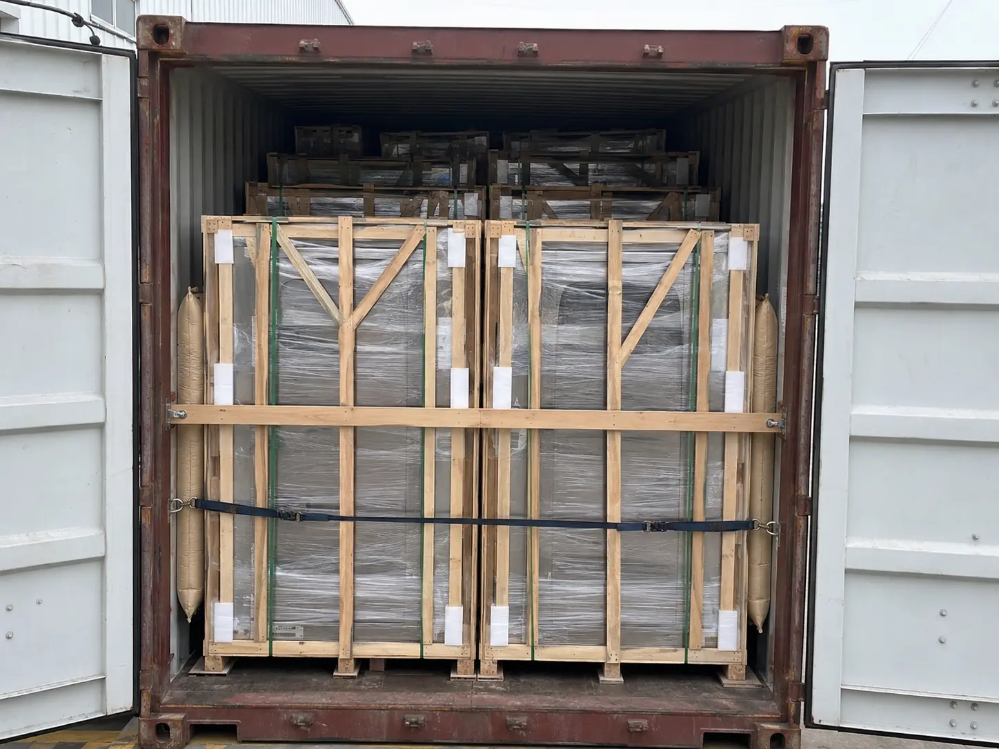 Full Container Commercial Equipment Loading